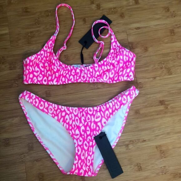 TRIANGL MACI NORMAL CUT PINK LEOPARD NO BAG NEW WITH TAGS - Picture 2 of 7